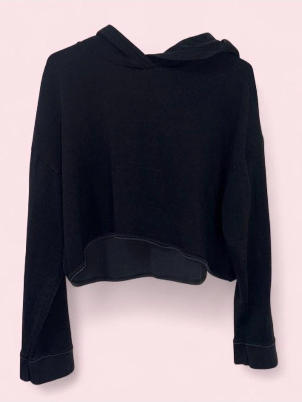 Nike Black Cropped Hoodie with Relaxed Fit